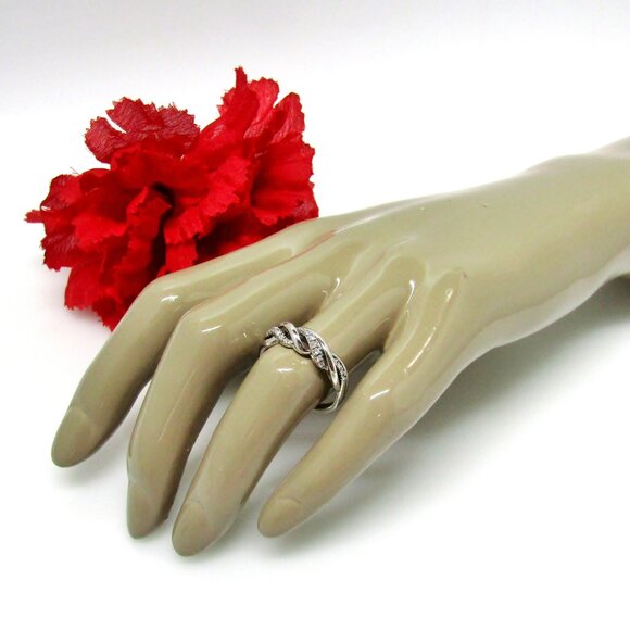 Natural Diamond Anniversary Band Twist Ring 10k White Gold Sz 7 Genuine Real - Picture 6 of 9